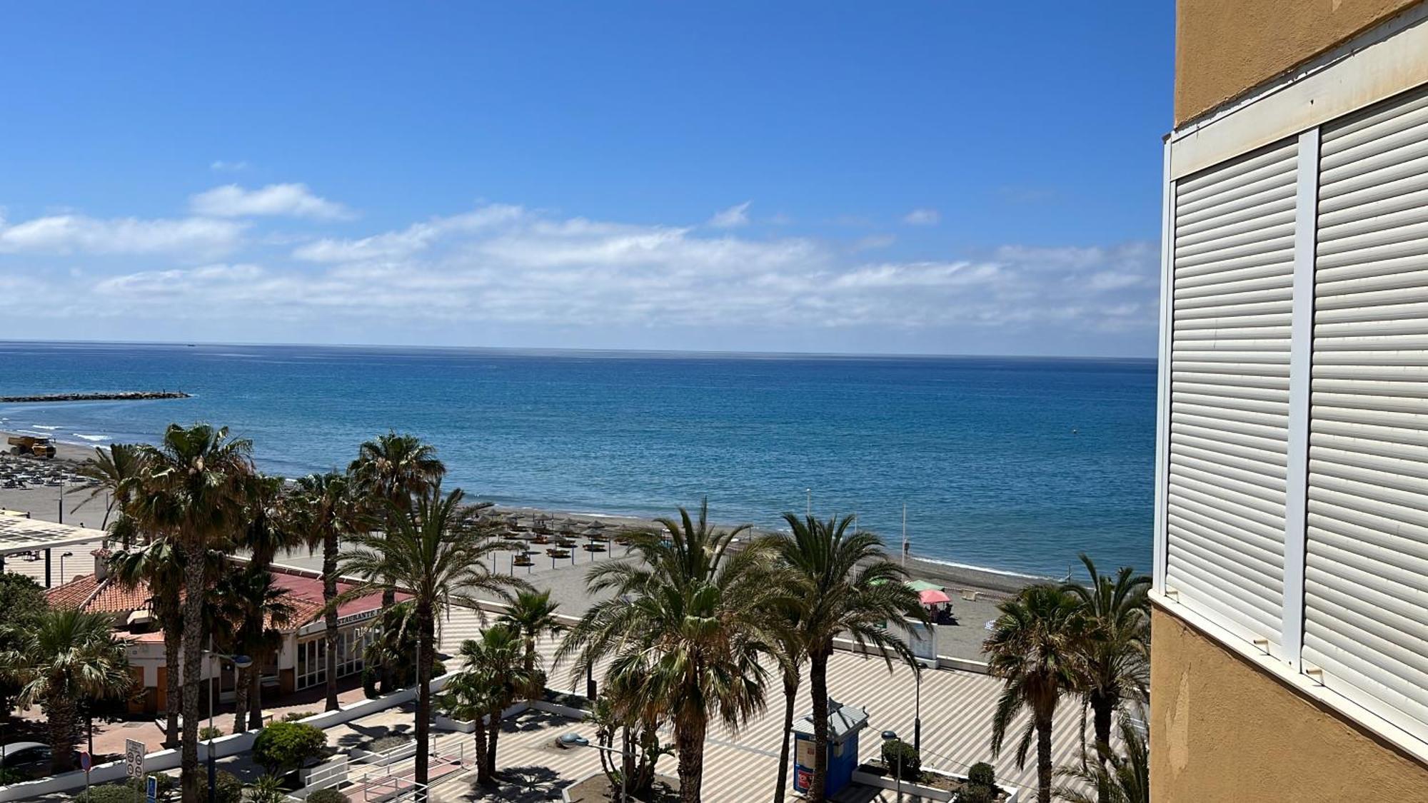 Estudio Mar En Calma, Primera Linea De Playa Con Vistas Al Mar Torrox Exteriör bild
